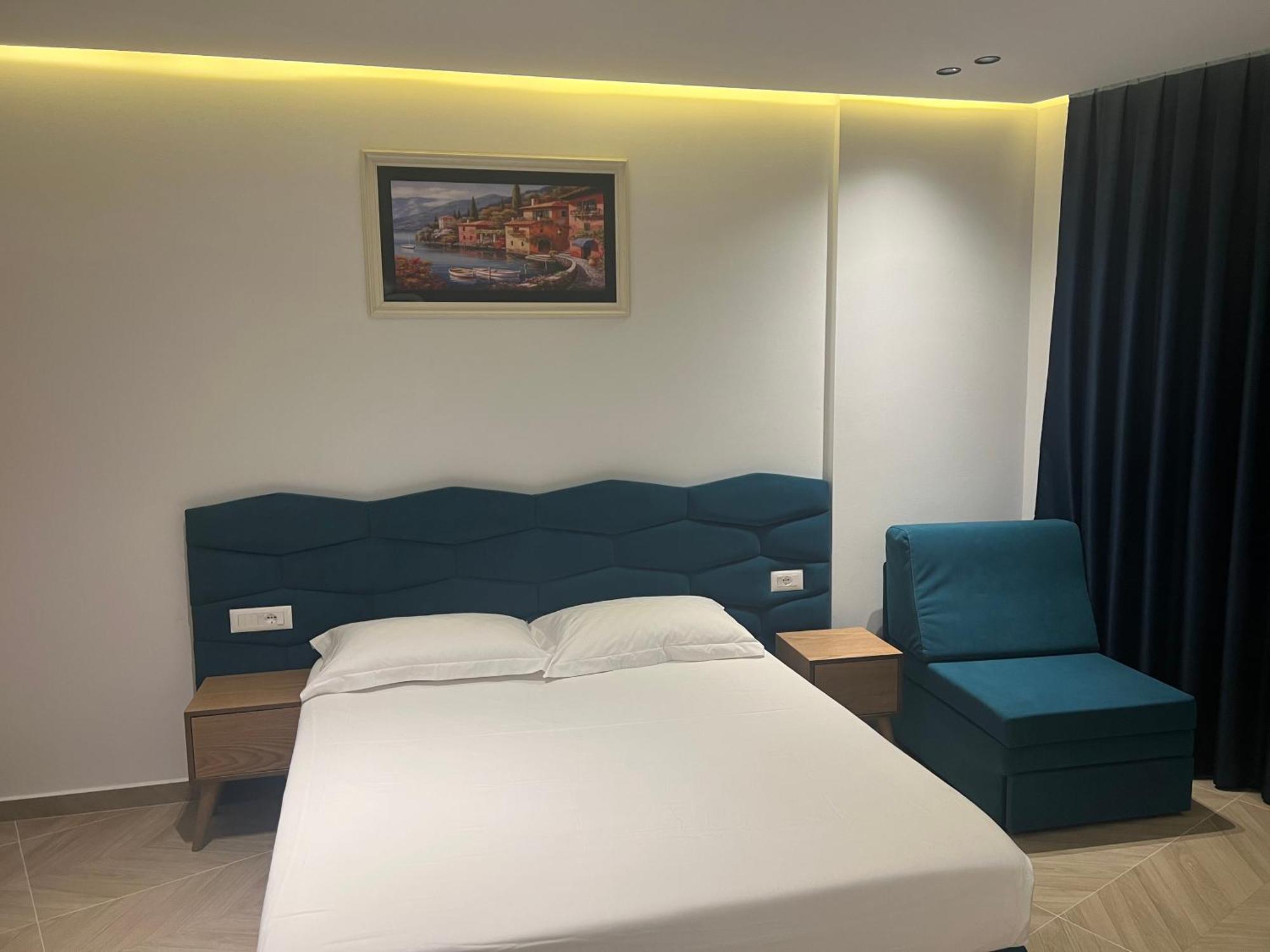 Agimi Hotel 卡萨米尔 外观 照片