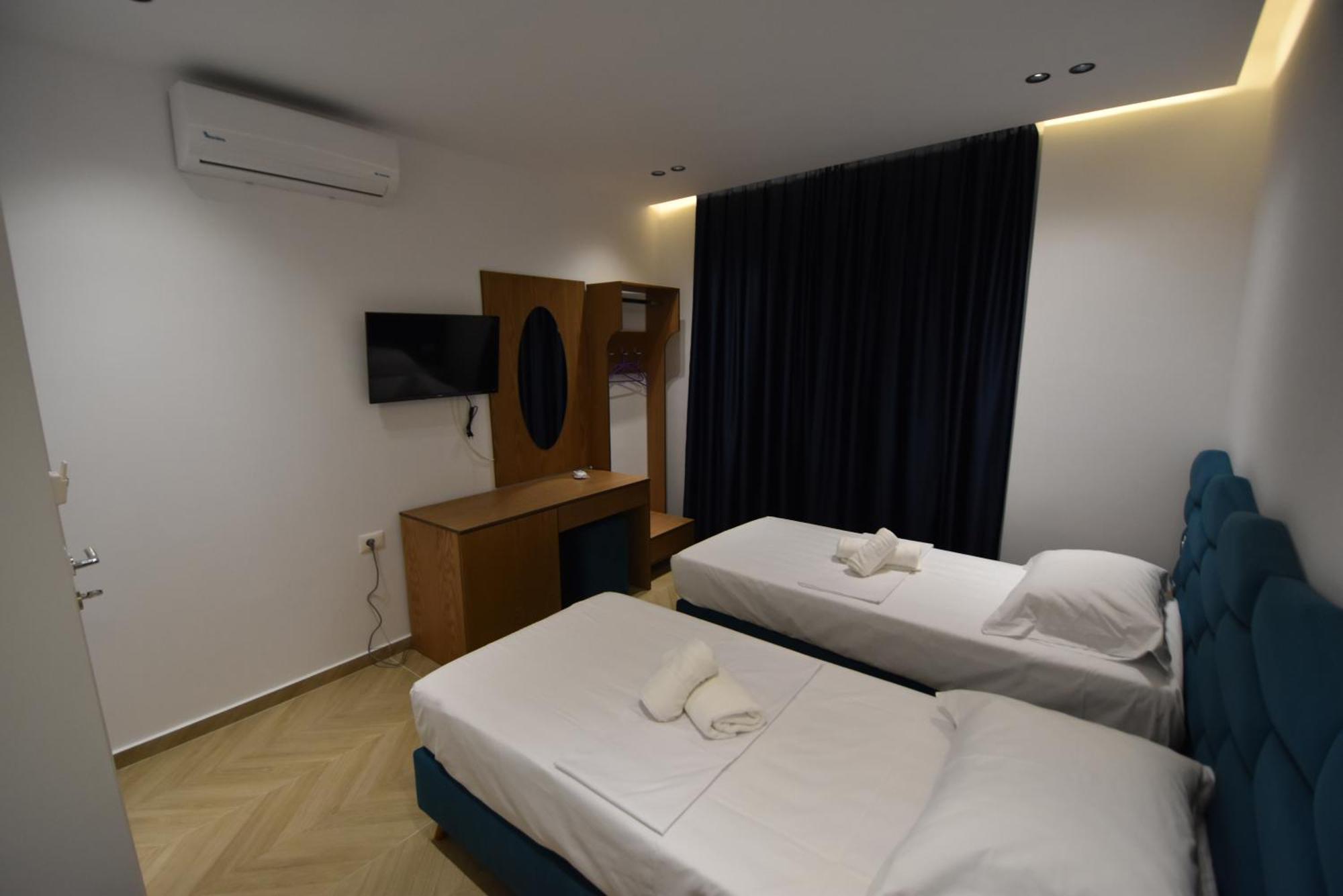 Agimi Hotel 卡萨米尔 外观 照片