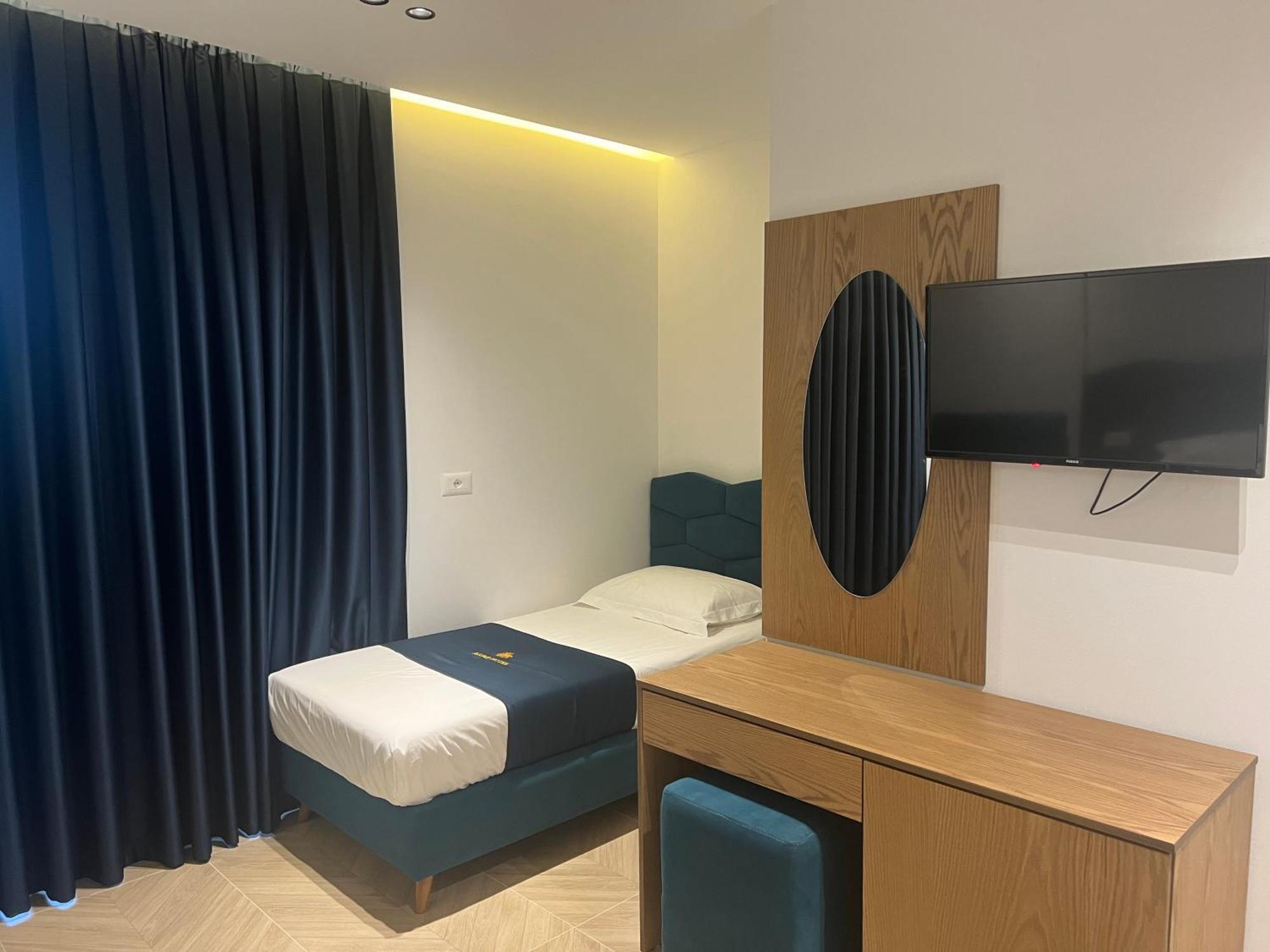Agimi Hotel 卡萨米尔 外观 照片