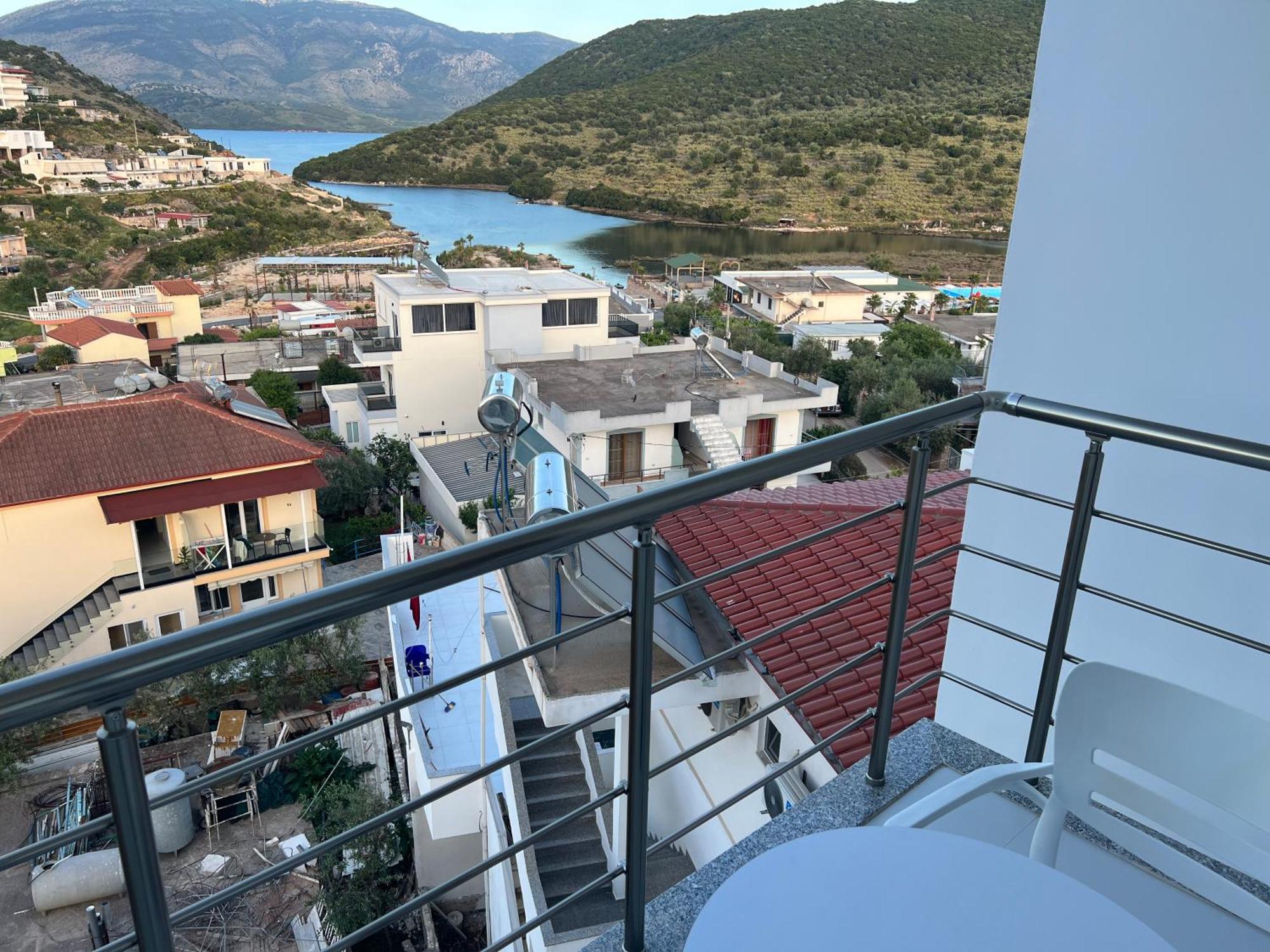 Agimi Hotel 卡萨米尔 外观 照片